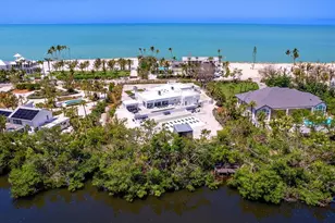 7647 Sanderling Rd, Sarasota, FL 34242 - Photo 2