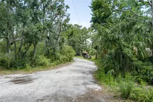 9625 Erie Rd, Parrish, FL 34219 - Photo 14