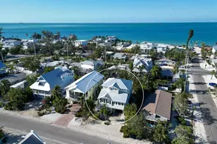 704 Gladiolus St, Anna Maria, FL 34216 - Photo 56