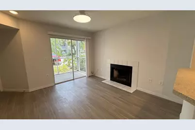 850 S Tamiami Trail #401, Sarasota, FL 34236 - Photo 2