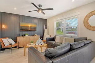 2908 Gulf Dr, Holmes Beach, FL 34217 - Photo 4