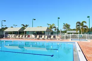 5420 Eagles Point Cir, Sarasota, FL 34231 - Photo 42