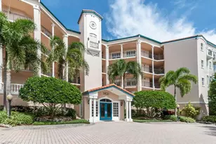 5420 Eagles Point Cir, Sarasota, FL 34231 - Photo 2