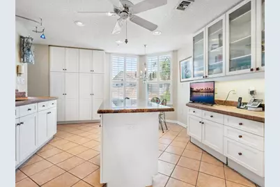 5420 Eagles Point Circle #106, Sarasota, FL 34231 - Photo 22