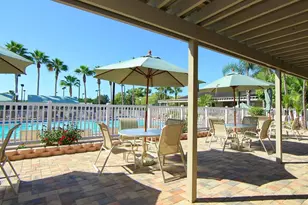 5420 Eagles Point Cir, Sarasota, FL 34231 - Photo 40