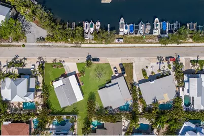 237 85th Street, Holmes Beach, FL 34217 - Photo 42