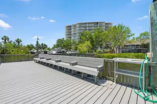 1255 E Peppertree Dr, Sarasota, FL 34242 - Photo 52