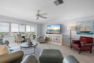 1255 E Peppertree Dr, Sarasota, FL 34242 - Photo 14