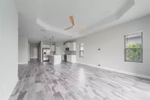 2625 Star Apple Wy, Sarasota, FL 34240 - Photo 6