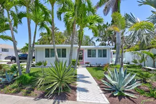 643 Calle Del Otono, Sarasota, FL 34242 - Photo 1