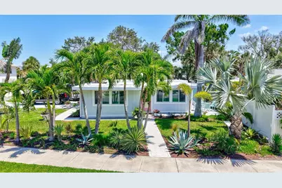 643 Calle Del Otono, Sarasota, FL 34242 - Photo 1