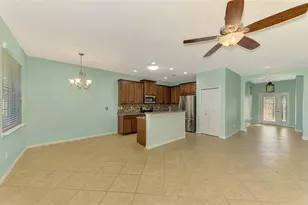 9022 Coachman Dr, Venice, FL 34293 - Photo 12