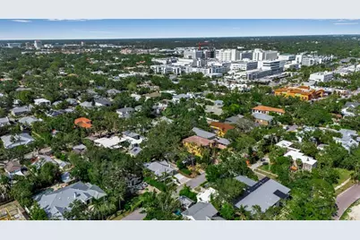 1677 Hyde Park Street, Sarasota, FL 34239 - Photo 4