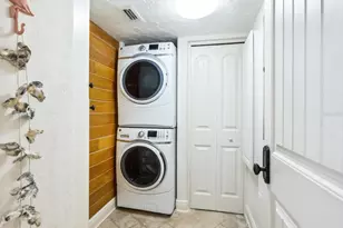 5880 Midnight Pass Rd, Sarasota, FL 34242 - Photo 20