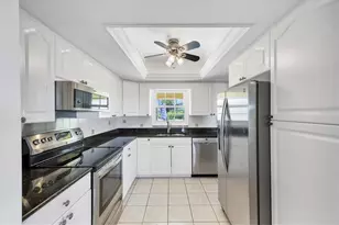 5849 Tidewood Ave, Sarasota, FL 34231 - Photo 18