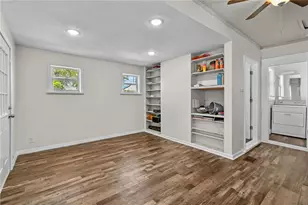 766 13th Ave S, Saint Petersburg, FL 33701 - Photo 16