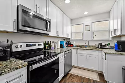 766 13th Avenue S, Saint Petersburg, FL 33701 - Photo 8