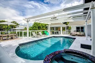 1720 Spring Creek Dr, Sarasota, FL 34239 - Photo 50