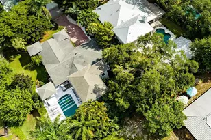 1720 Spring Creek Dr, Sarasota, FL 34239 - Photo 48