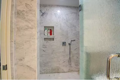 1720 Spring Creek Drive, Sarasota, FL 34239 - Photo 28