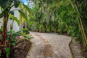 1720 Spring Creek Dr, Sarasota, FL 34239 - Photo 54