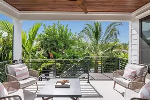 421 Alamanda Rd, Anna Maria, FL 34216 - Photo 16