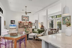 4425 Lords Dr, Sarasota, FL 34231 - Photo 10