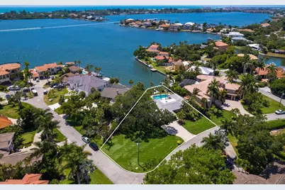 7614 Peninsular Drive, Sarasota, FL 34231 - Photo 2