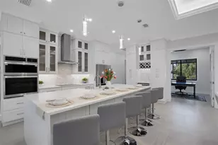 805 Padua Ct, Nokomis, FL 34275 - Photo 8