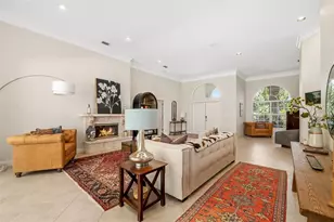 3988 Berlin Dr, Sarasota, FL 34233 - Photo 12