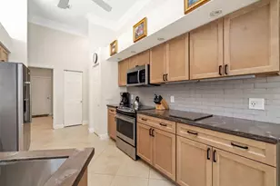 3988 Berlin Dr, Sarasota, FL 34233 - Photo 14