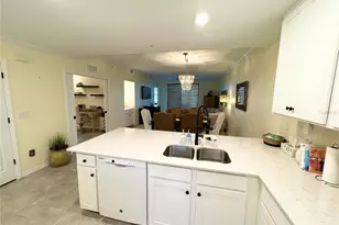 5721 Palmer Cir, Bradenton, FL 34211 - Photo 10