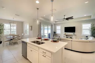 8077 Sandstar Wy, Sarasota, FL 34240 - Photo 16
