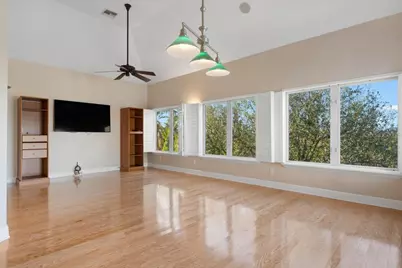 512 77th Street, Holmes Beach, FL 34217 - Photo 32
