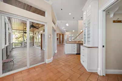 512 77th Street, Holmes Beach, FL 34217 - Photo 18