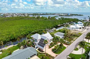 512 77th St, Holmes Beach, FL 34217 - Photo 62