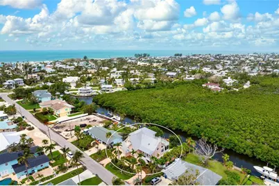 512 77th Street, Holmes Beach, FL 34217 - Photo 54