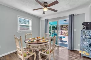 3843 Chapel Dr, Sarasota, FL 34234 - Photo 14