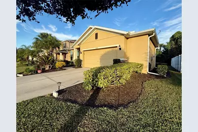 6121 35th Court E, Bradenton, FL 34203 - Photo 2