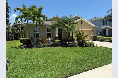 6121 35th Court E, Bradenton, FL 34203 - Photo 1