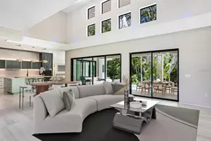 1607 Flower Dr, Sarasota, FL 34239 - Photo 20