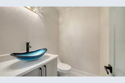 1607 Flower Drive, Sarasota, FL 34239 - Photo 40