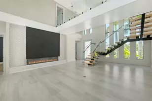 1607 Flower Dr, Sarasota, FL 34239 - Photo 24