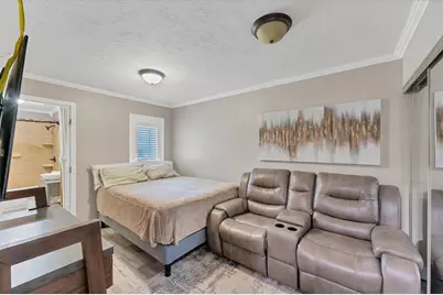 513 25th Avenue W, Bradenton, FL 34205 - Photo 12