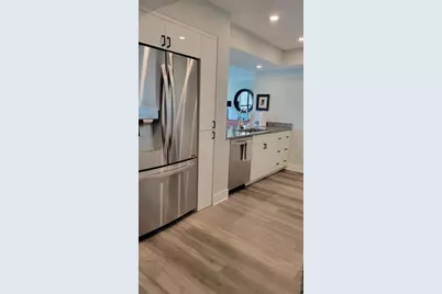 11 Sunset Drive #704, Sarasota, FL 34236 - Photo 4