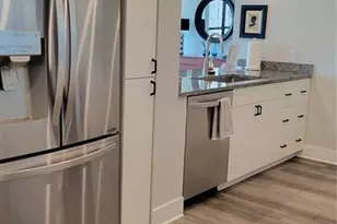 11 Sunset Dr, Sarasota, FL 34236 - Photo 4