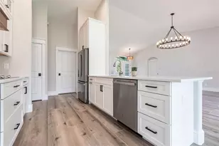 9017 Province St, Sarasota, FL 34240 - Photo 12