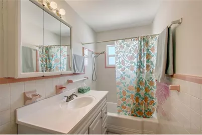 385 Avenida Madera, Sarasota, FL 34242 - Photo 20