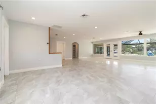 1475 Bayshore Dr, Englewood, FL 34223 - Photo 6