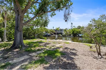 30 Island Circle, Sarasota, FL 34242 - Photo 34
